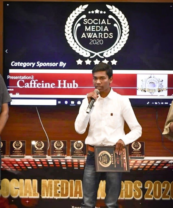 MN Hemant With Social Media 2020 Award